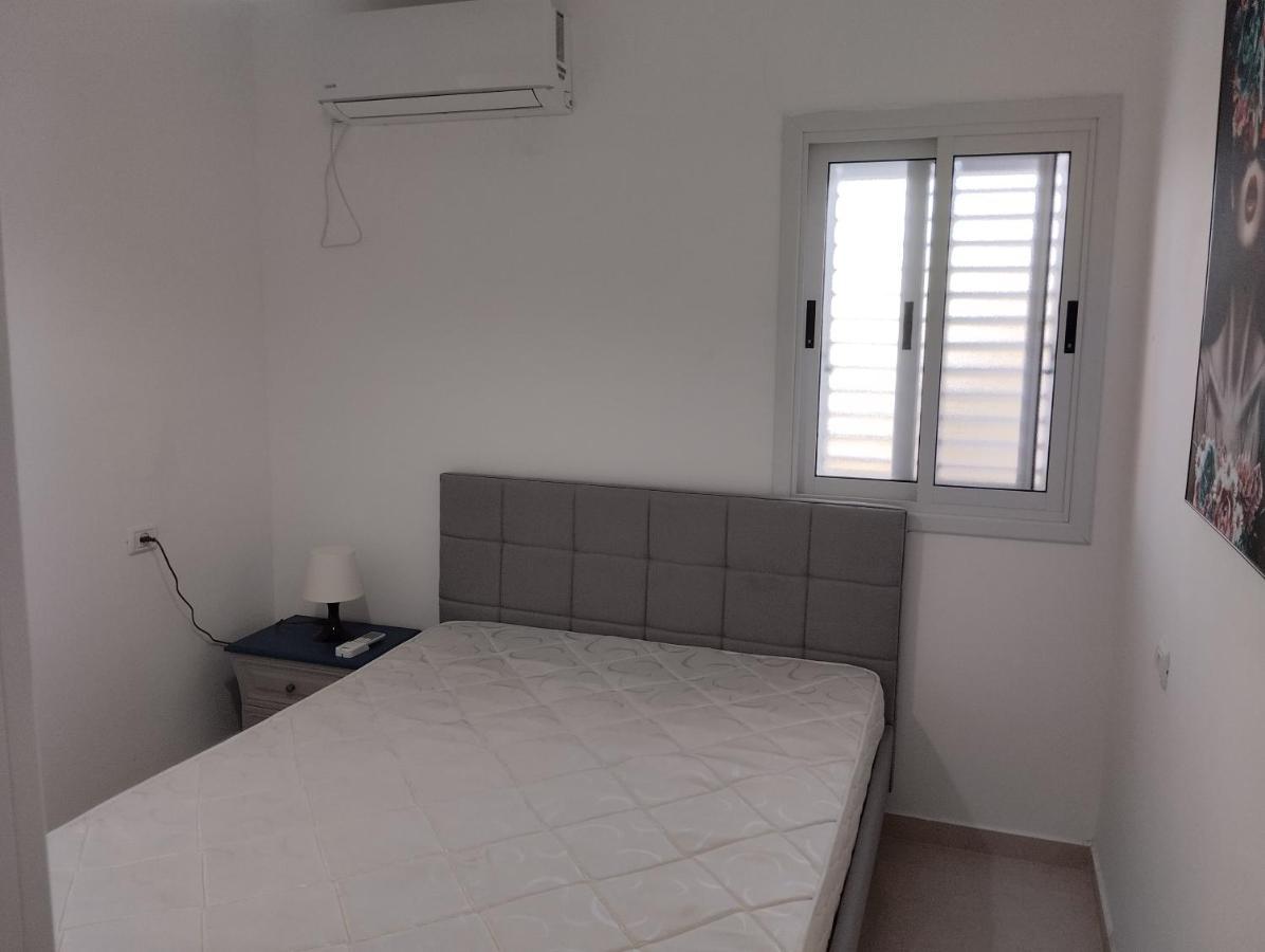 תות Apartment Beersheba Екстериор снимка
